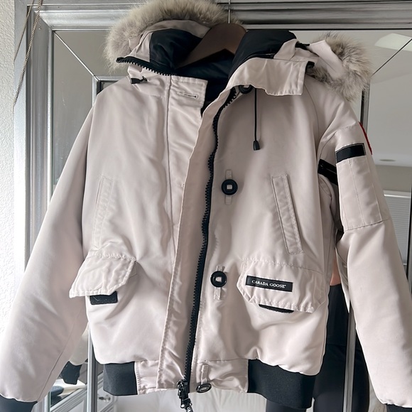 Canada Goose | Jackets & Coats | Canada Gooses Beige Bomber Jacket